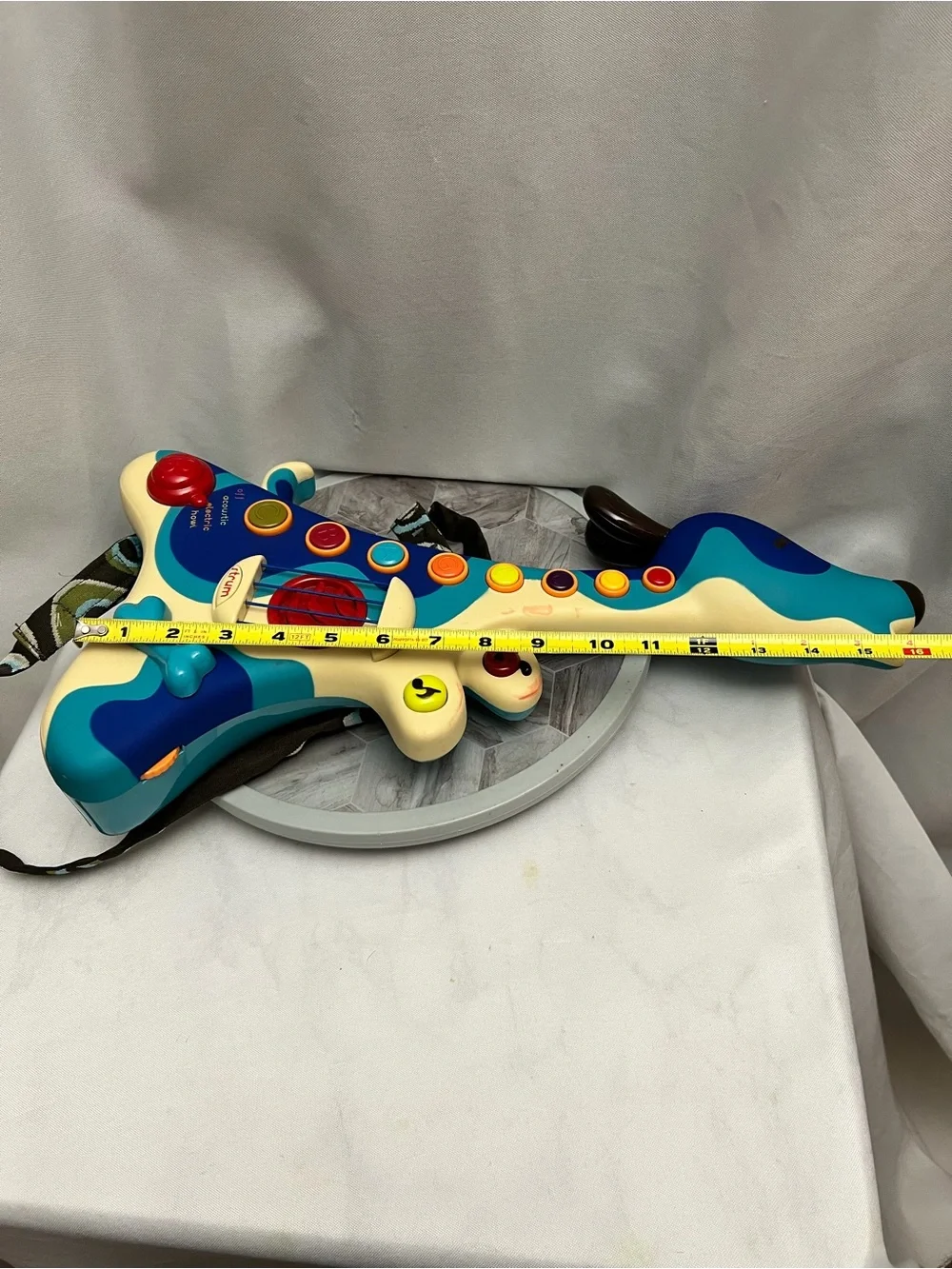 B. Toys Woofer Interactive Hound Dog Guitar Musical Toy Strap Tested Working